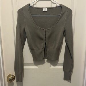 Abercrombie & Fitch Olive Green Cropped Button-Front Long Sleeve Top